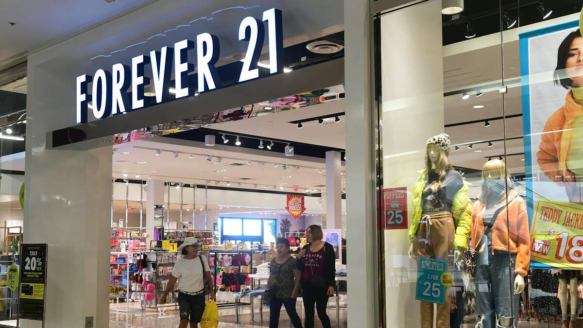 Forever 21 Will Close Three Arizona Stores; Here's What You Need