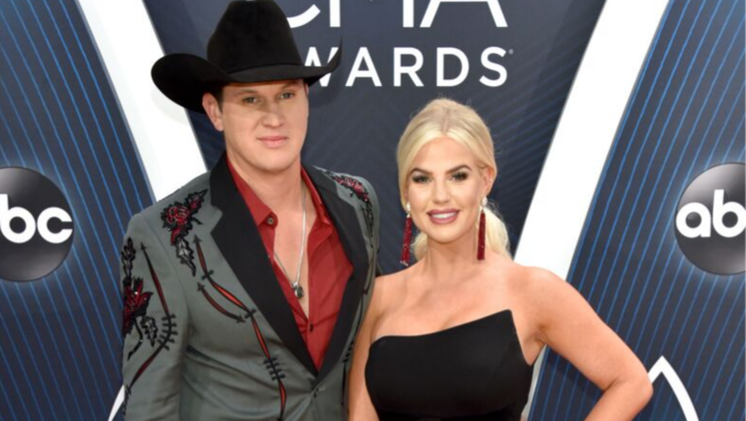 Jon Pardi Proposes To Longtime Girlfriend At Ryman Show In Nashville