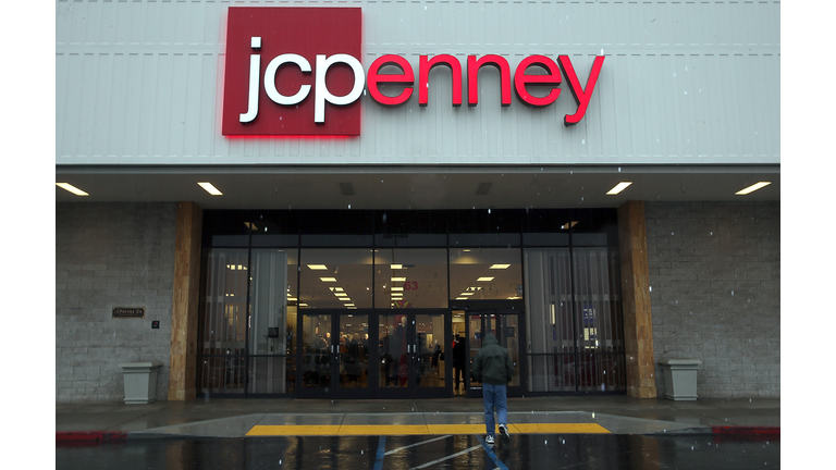 JC Penney Post Wider Loss Than Expected