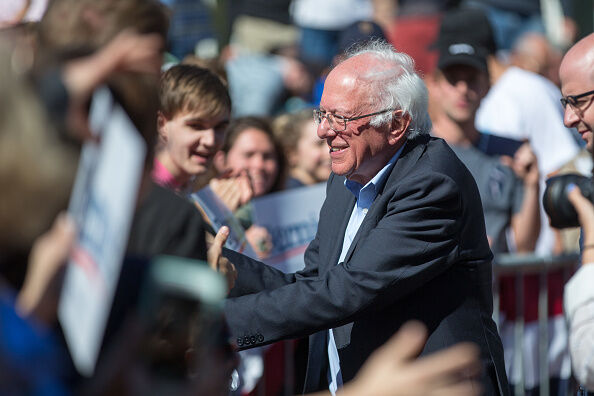 Bernie Sanders Tours Colleges In New Hampshire