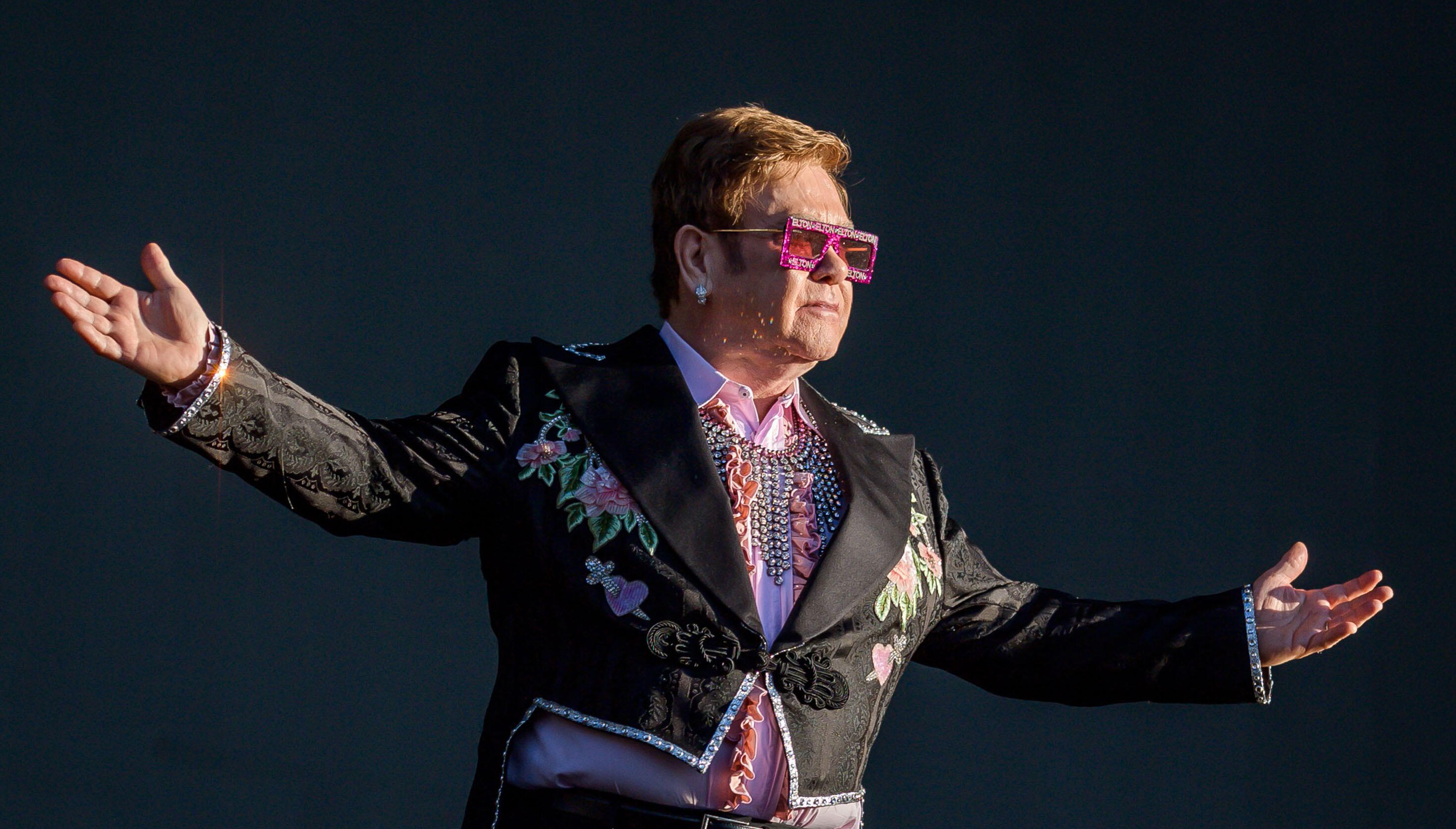 Elton John Reveals Prostate Cancer Battle, Near-Death Experience | iHeart