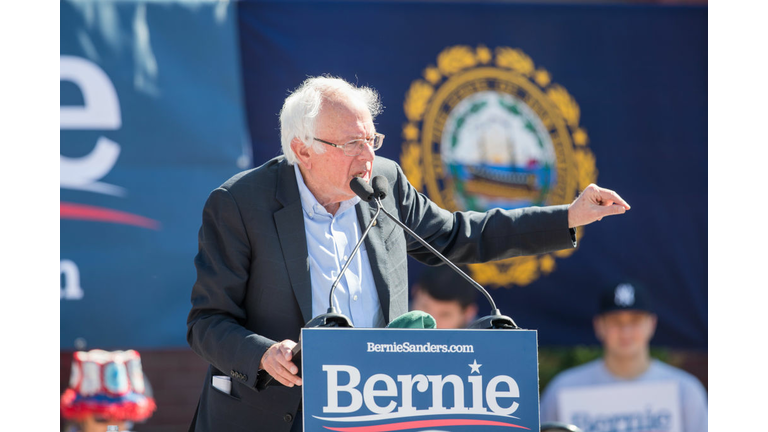 Bernie Sanders Tours Colleges In New Hampshire