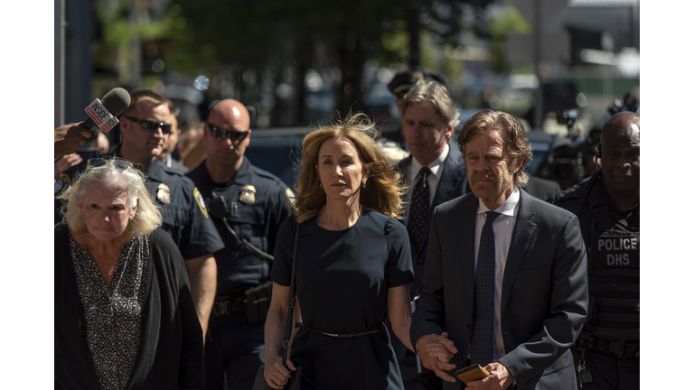 Felicity Huffman Faces Judge in Reckoning Over College Scandal
