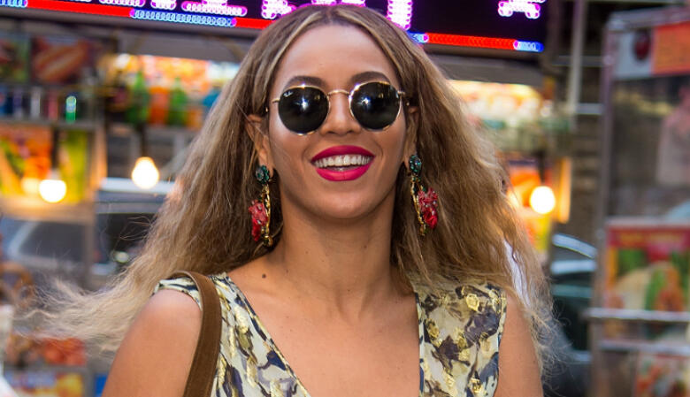 Beyonce's Party Attire Is Next Level — See The Sexy New Pics - Thumbnail Image