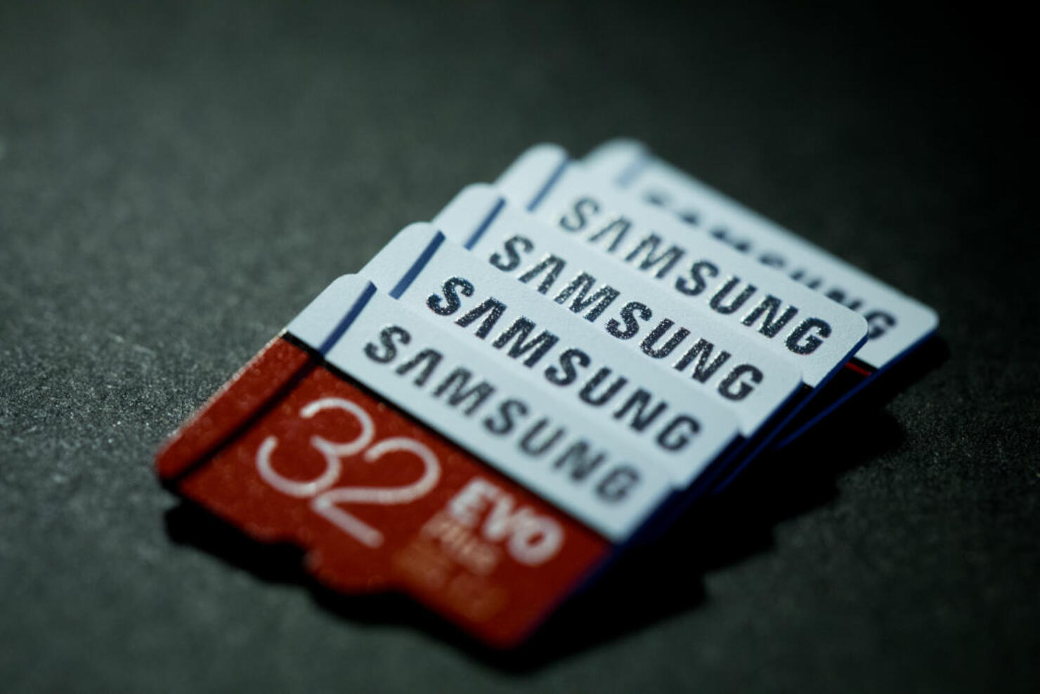 Samsung MicroSD Cards And Memory Modules Ahead of Results