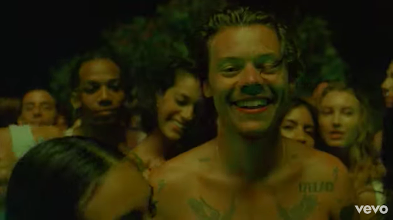 Harry Styles Returns With New Song Lights Up And Its Sexy Music Video Iheart 2543