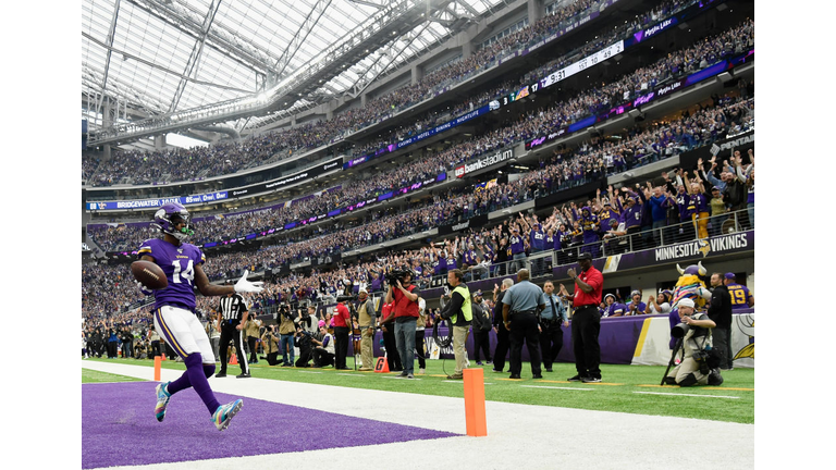 Philadelphia Eagles v Minnesota Vikings
