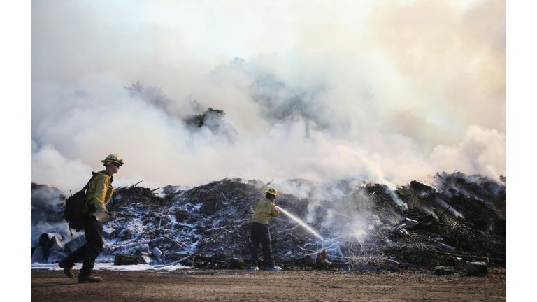 Saddleridge Fire Scorches 7,500 Acres In LA County, Thousands Evacuated