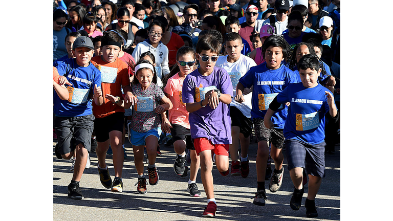 Runners in high gear for the Aquarium of the Pacific Kids Fun Run in Long Beach