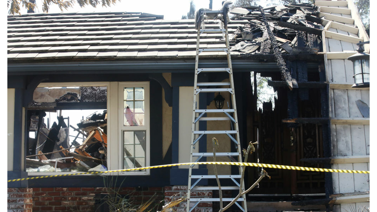 Saddleridge Fire Scorches 7,500 Acres In LA County, Thousands Evacuated