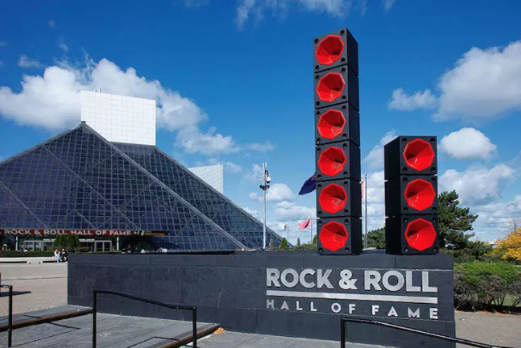 15 Outrageous Rock And Roll Hall Of Fame Snubs Iheartradio