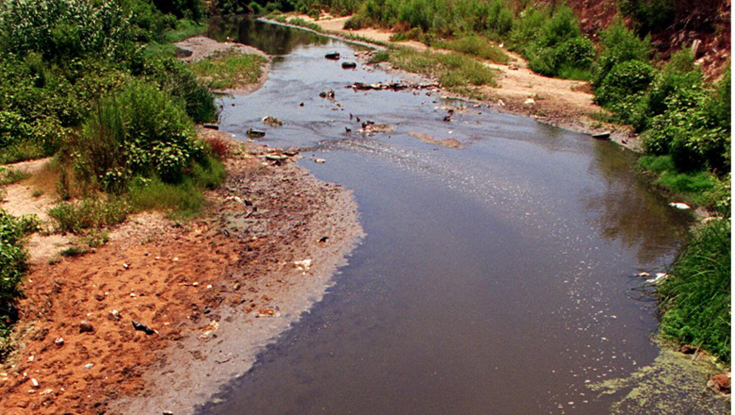 sewage gallons trapped