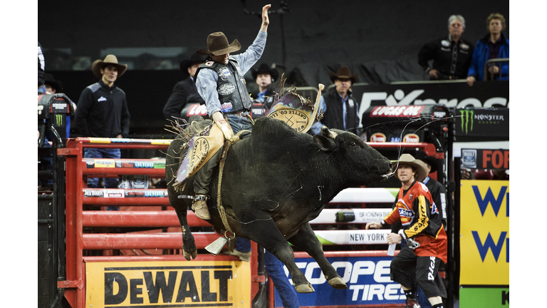 US-RODEO-PBR-BULL RIDING