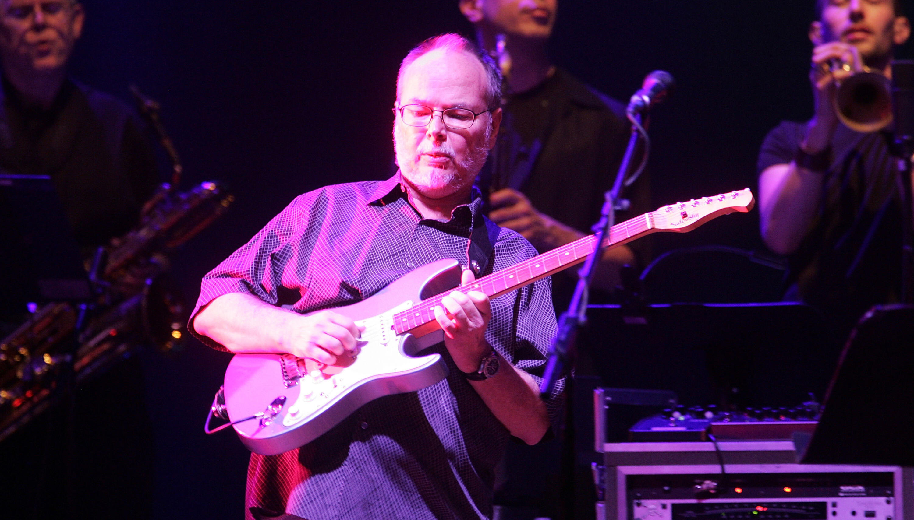 steely-dan-co-founder-walter-becker-s-estate-auction-earns-3-3-million