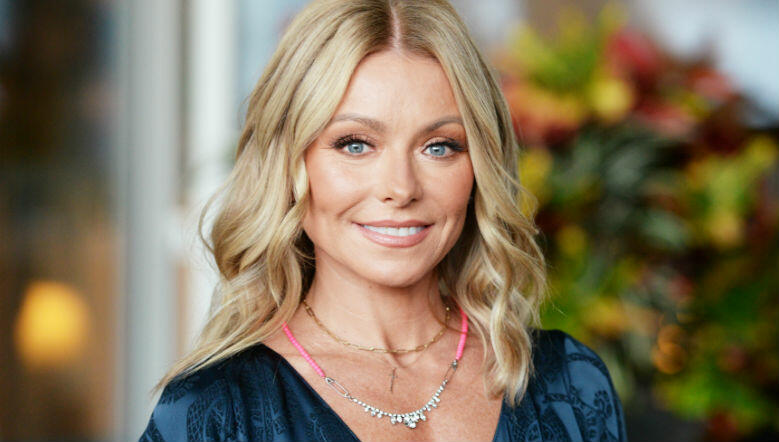 Kelly Ripa Hits Back At 'Fake Outrage' Over Son In 'Extreme Poverty ...