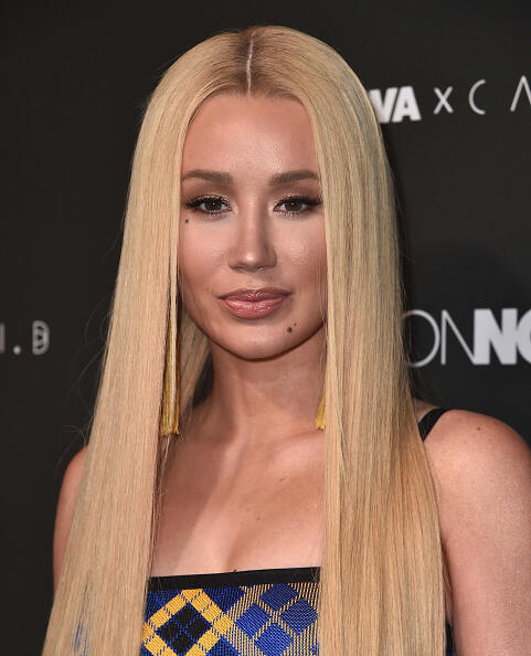 Iggy Azalea Deleted Her Instagram Posts Amid Rumored Cardi B Fued - Thumbnail Image