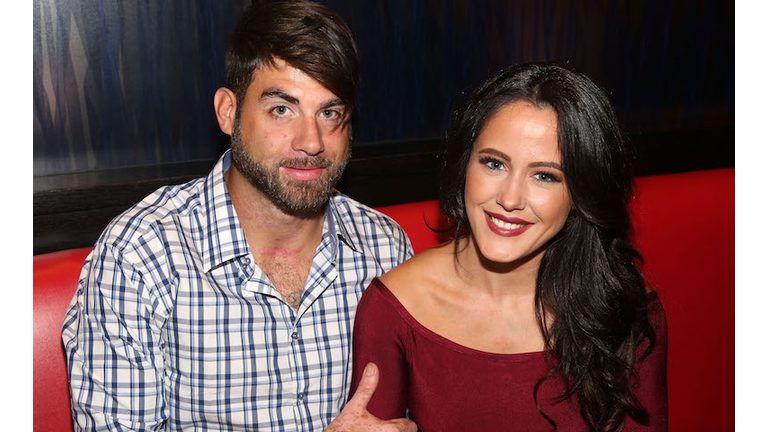 Jenelle Evans Visits Planet Hollywood