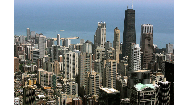 Tourists Clamor For A View From The Top Of The Sears Tower