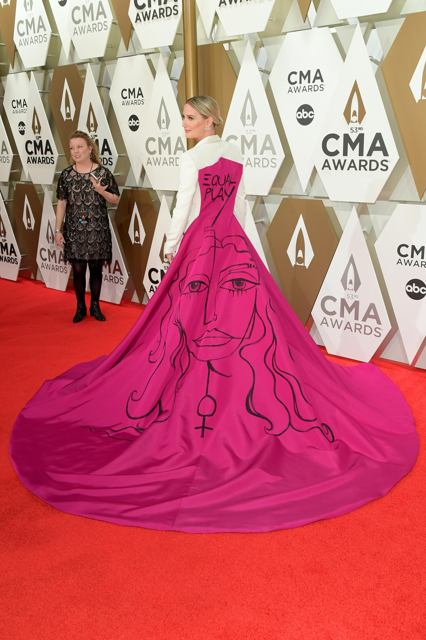 The 53rd Annual CMA Awards - Arrivals