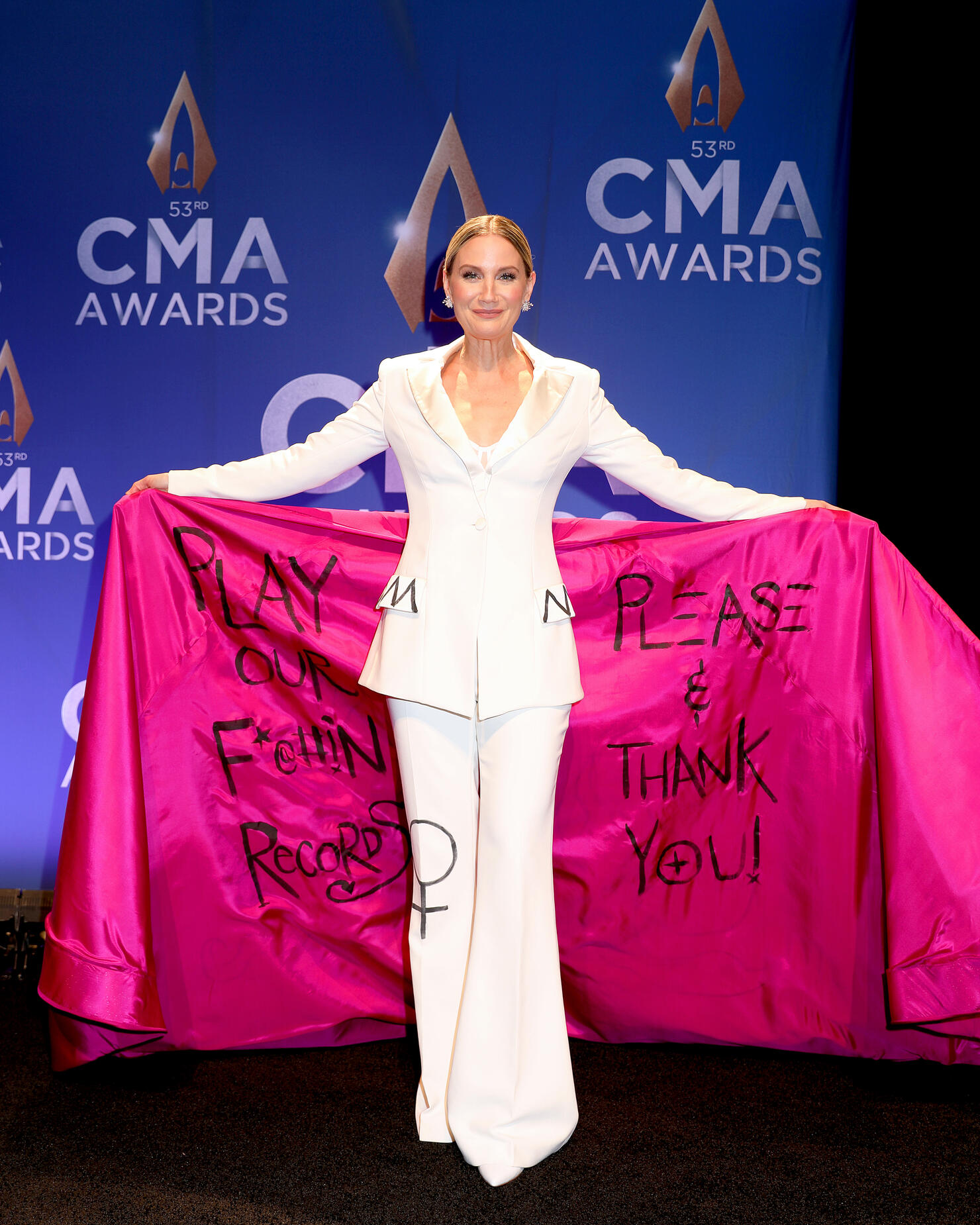 The 53rd Annual CMA Awards - Press Room