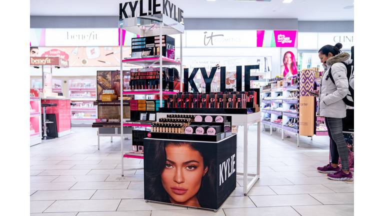 Kylie Jenner Makeup (Getty)