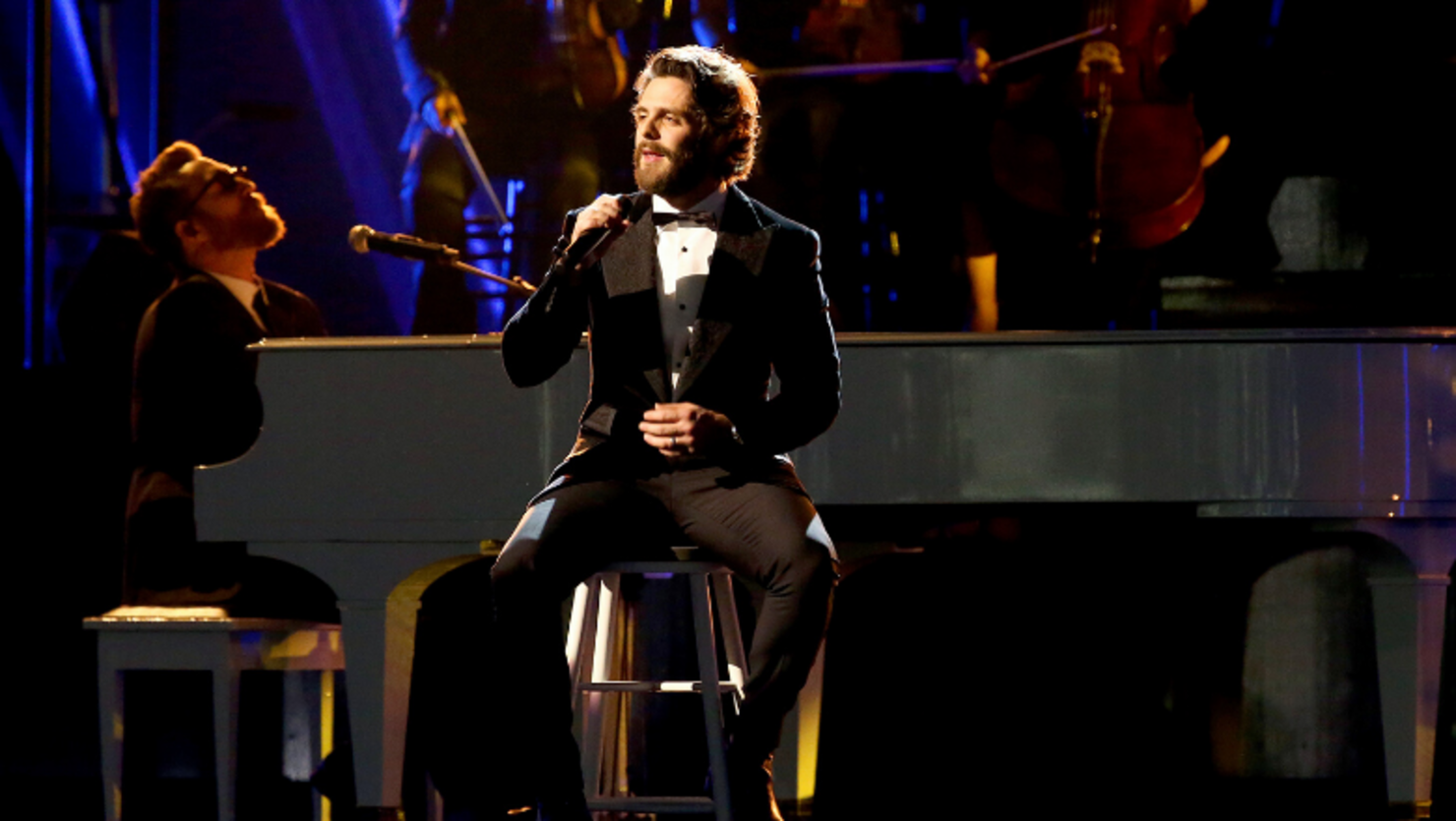 Thomas Rhett Drops New Original Song, 'Christmas In The Country'