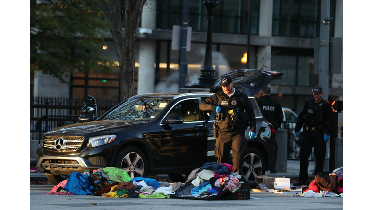 Secret Service Stop Car Attempting To Enter White House Secure Area