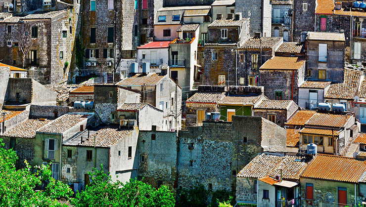 homes-for-sale-in-gorgeous-sicilian-village-for-1-iheartradio