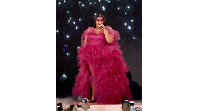 2019 American Music Awards - Fixed Show