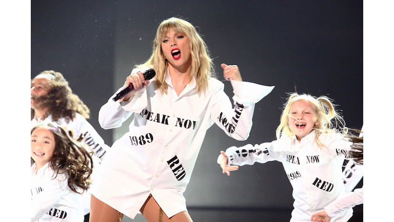 2019 American Music Awards - Fixed Show