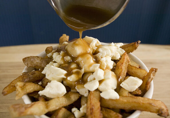 A popular Quebec dish called Poutine con