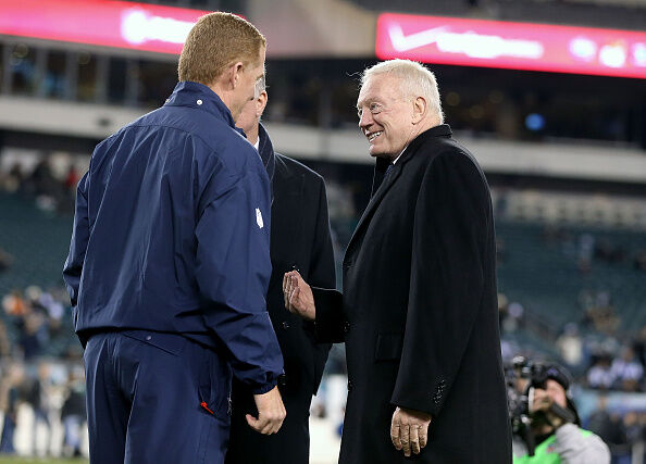 Dallas Cowboys v Philadelphia Eagles