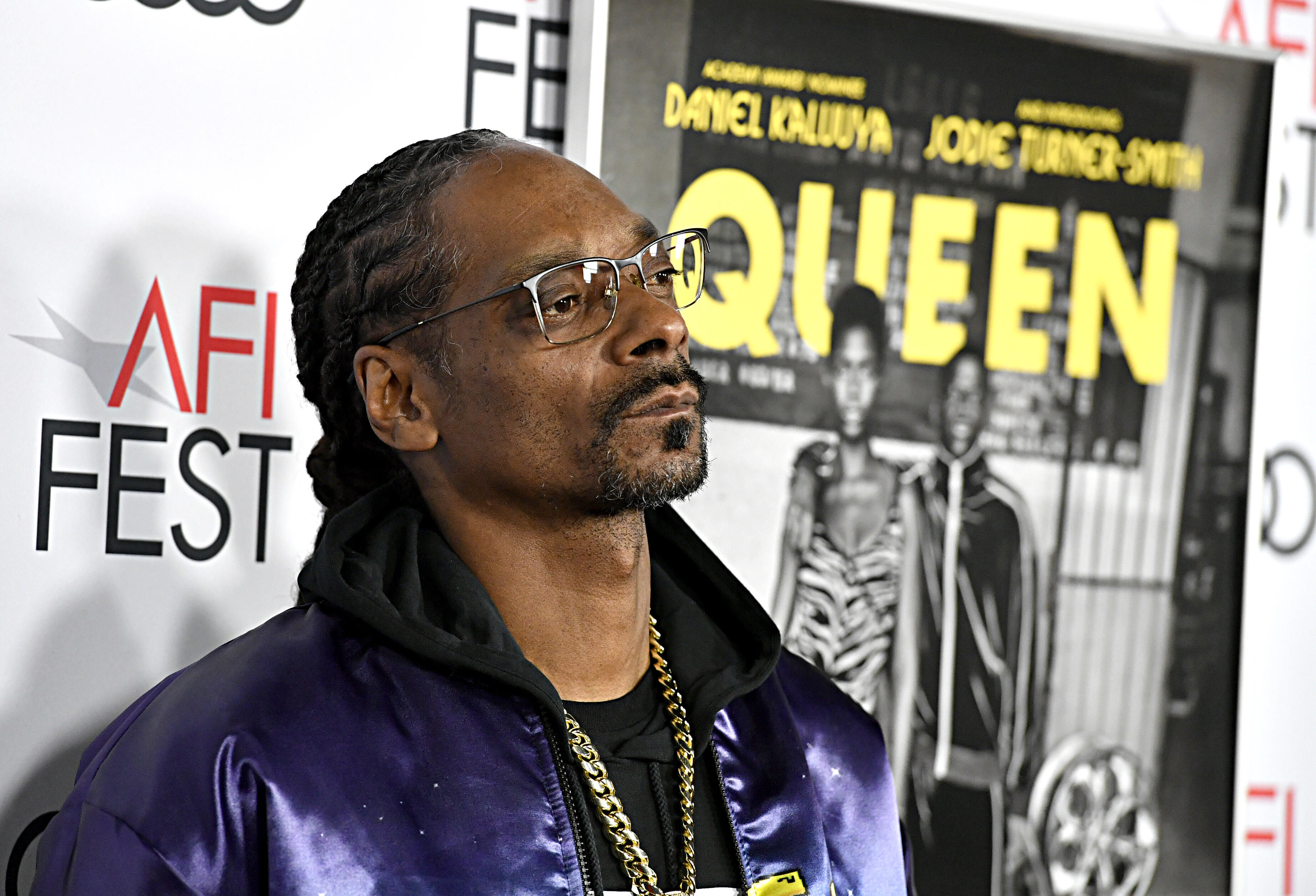 Snoop Dogg Has Never Voted. Thought He Couldn’t Because of Criminal Record iHeartRadio