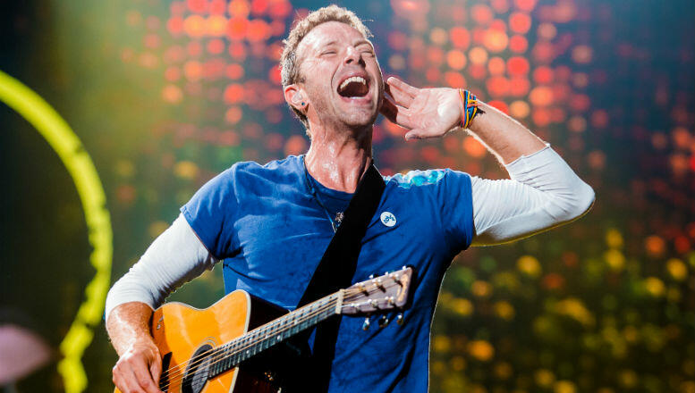 Chris Martin Admits He Was 'Very Homophobic' While Discovering ...