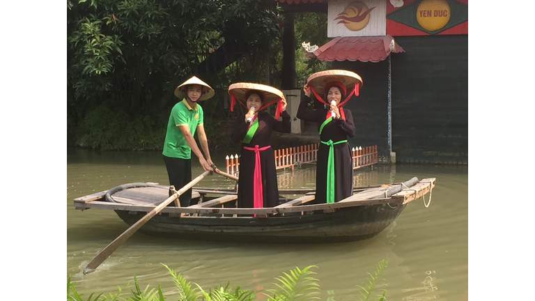 Live water puppet performance