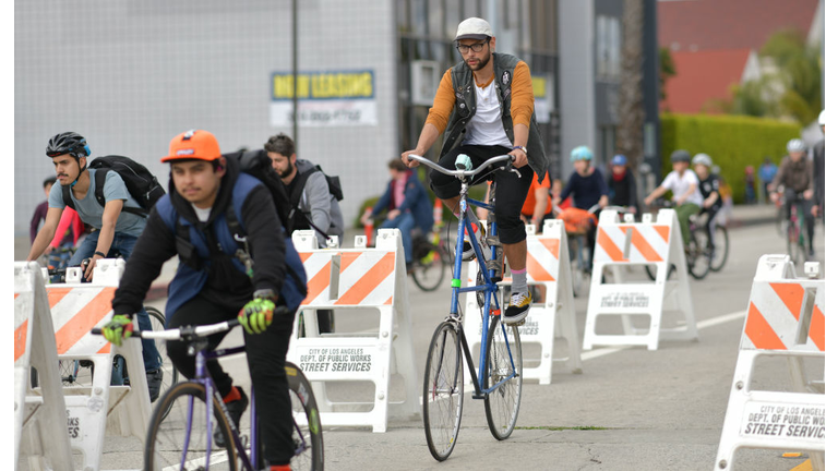 US-TRANSPORT-LIFESTYLE-BICYCLE-CICLAVIA