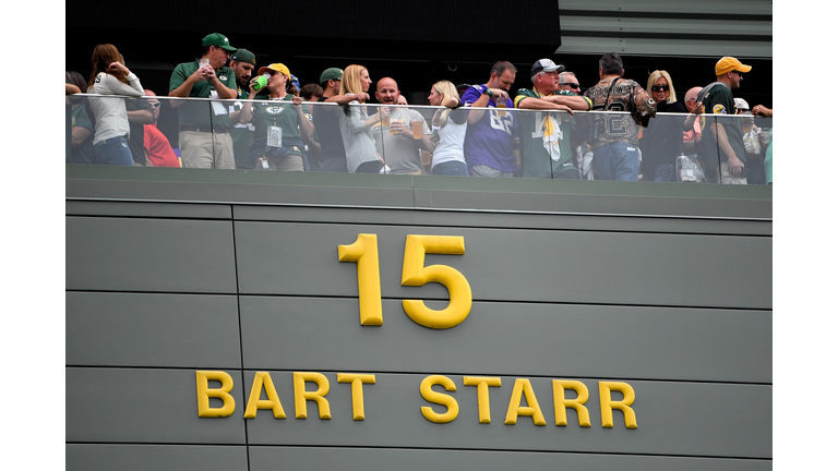 Minnesota Vikings v Green Bay Packers