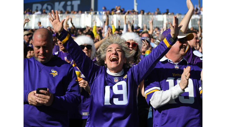 Minnesota Vikings v Los Angeles Chargers