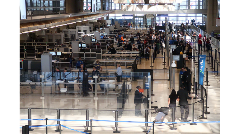 US-TRANSPORT-AIRPORT-SECURITY-LAX