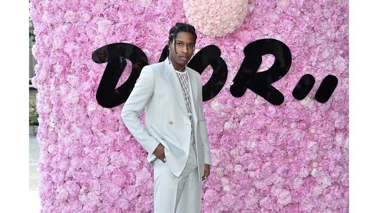 Dior Homme: Photocall - Paris Fashion Week - Menswear Spring/Summer 2019