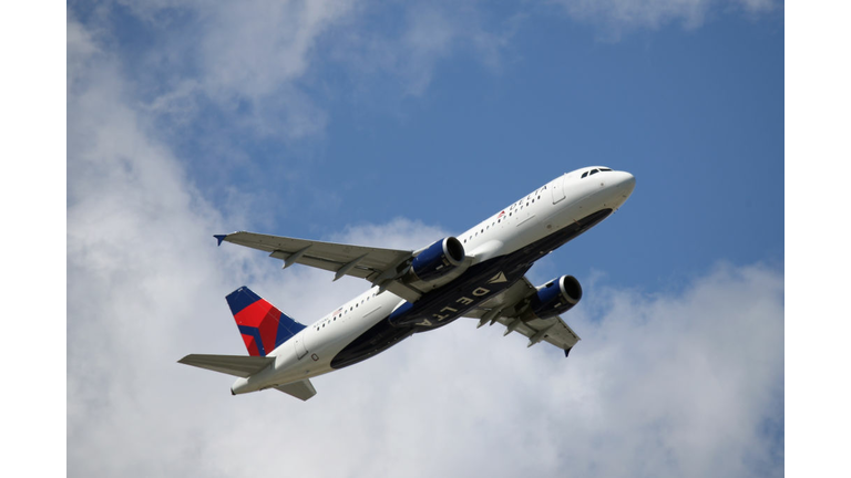 Airplane Traffic At JFK Airport in New York