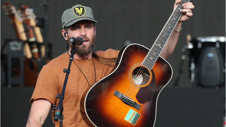 Canaan Smith's New Years Resolutions Centered Around His Newborn Daughter