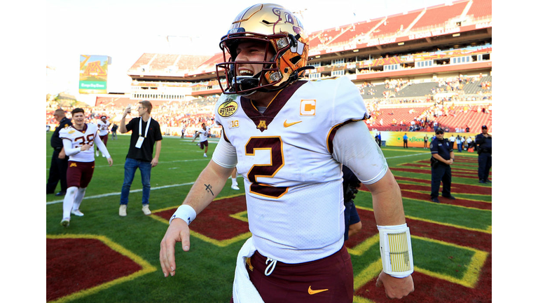 Outback Bowl - Minnesota v Auburn
