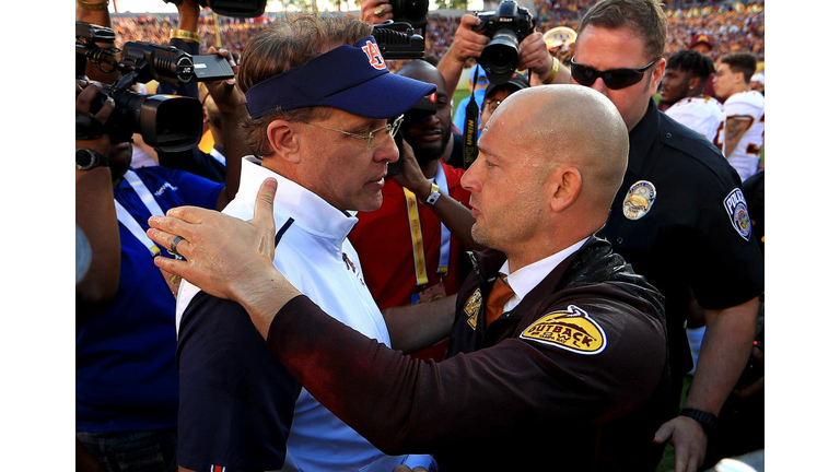 Outback Bowl - Minnesota v Auburn