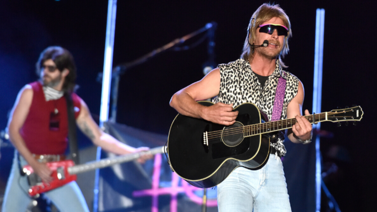 Dierks Bentley's Hot Country Knights Signs With Universal Nashville