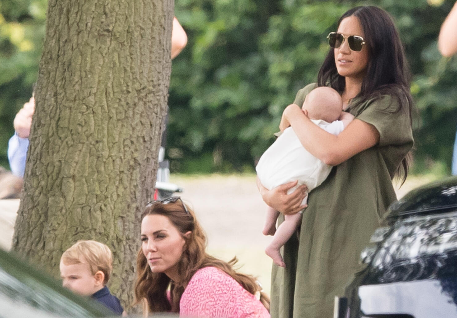 Is Meghan Markle Carrying an Hermès Picotin?