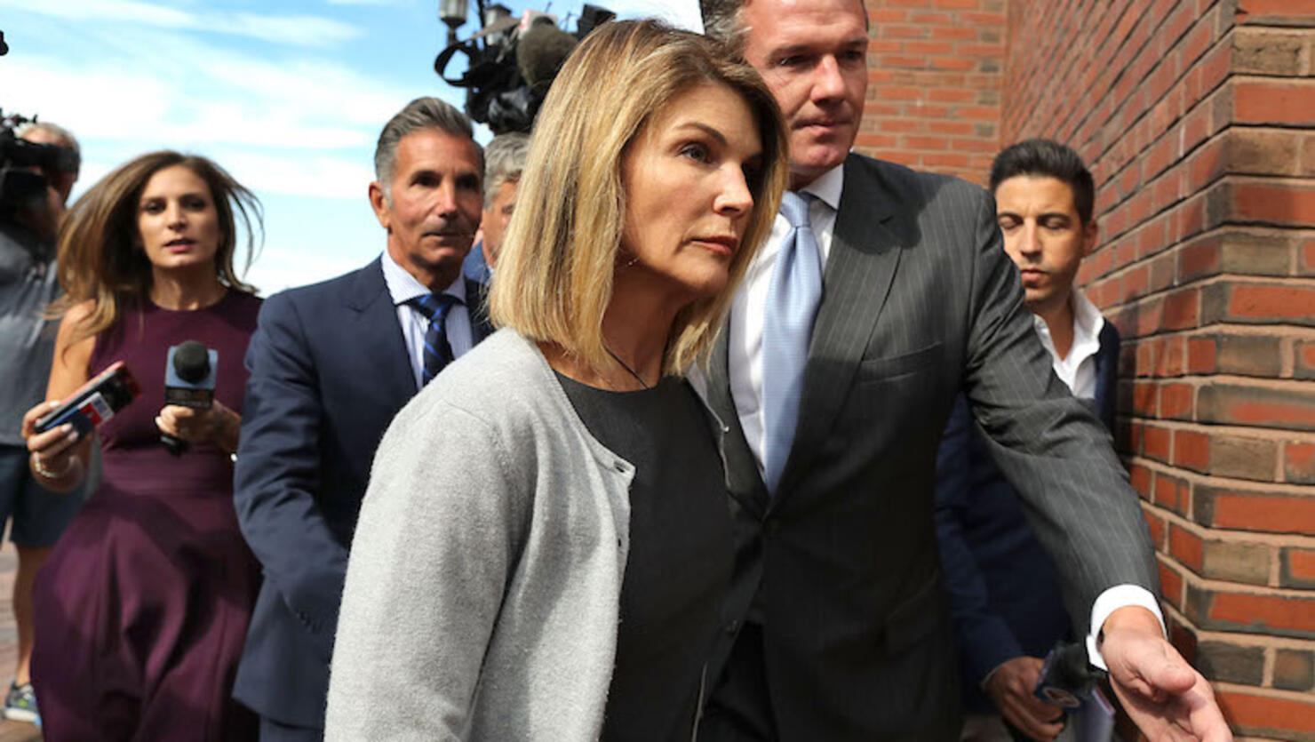 Lori Loughlin, Mossimo Giannulli Appear In Boston Courthouse