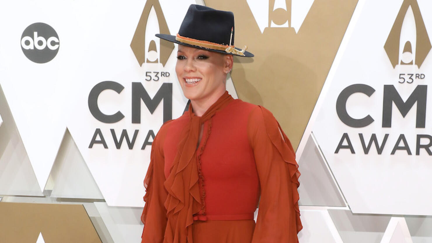 The 53rd Annual CMA Awards - Arrivals