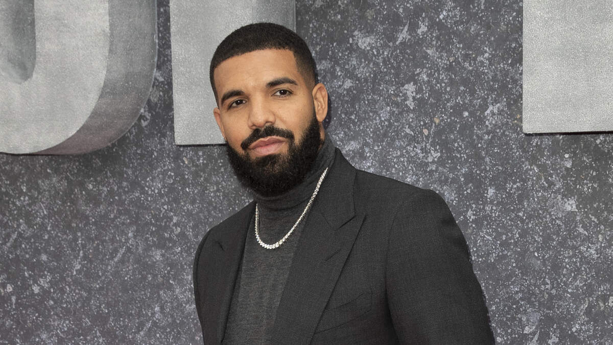 Is This The Reason Why Drake Didn't Drop His New Album This Month