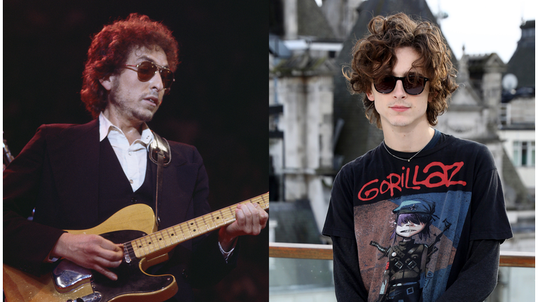 Dylan Plays A Telecaster